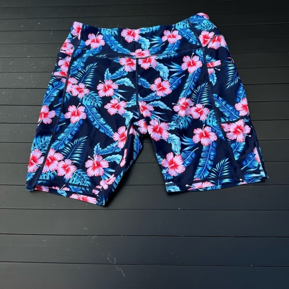 Tropical Floral Biker Swim Shorts with Pockets - Picture 8 of 10
